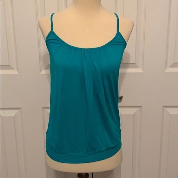 🌼🌼Express top🌼🌼 - Picture 1 of 6